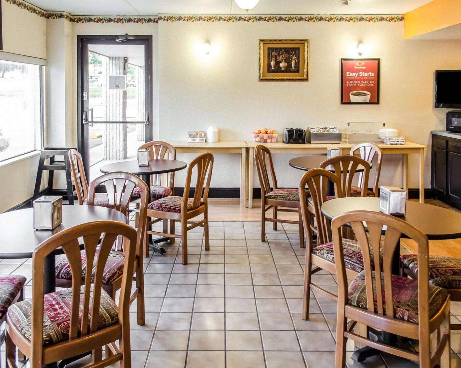Baymont By Wyndham Pine Grove I-81 Hotel Bagian luar foto
