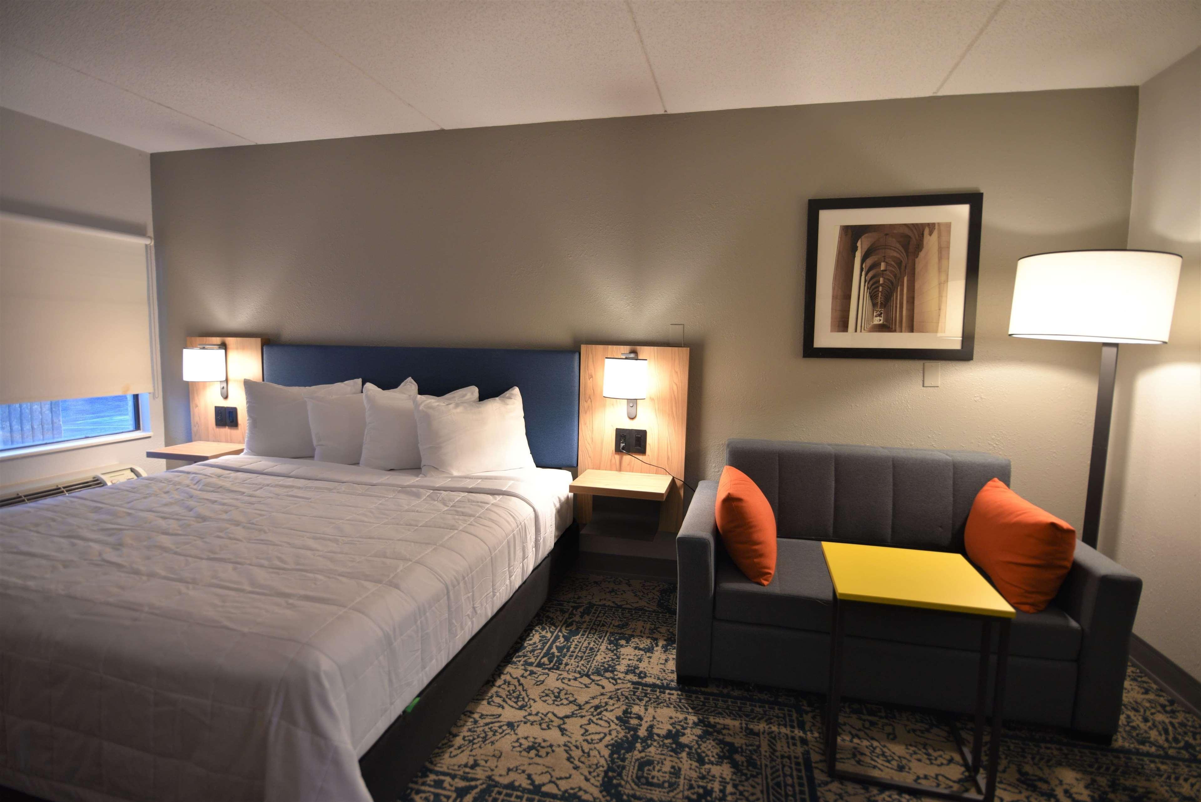 Baymont By Wyndham Pine Grove I-81 Hotel Bagian luar foto