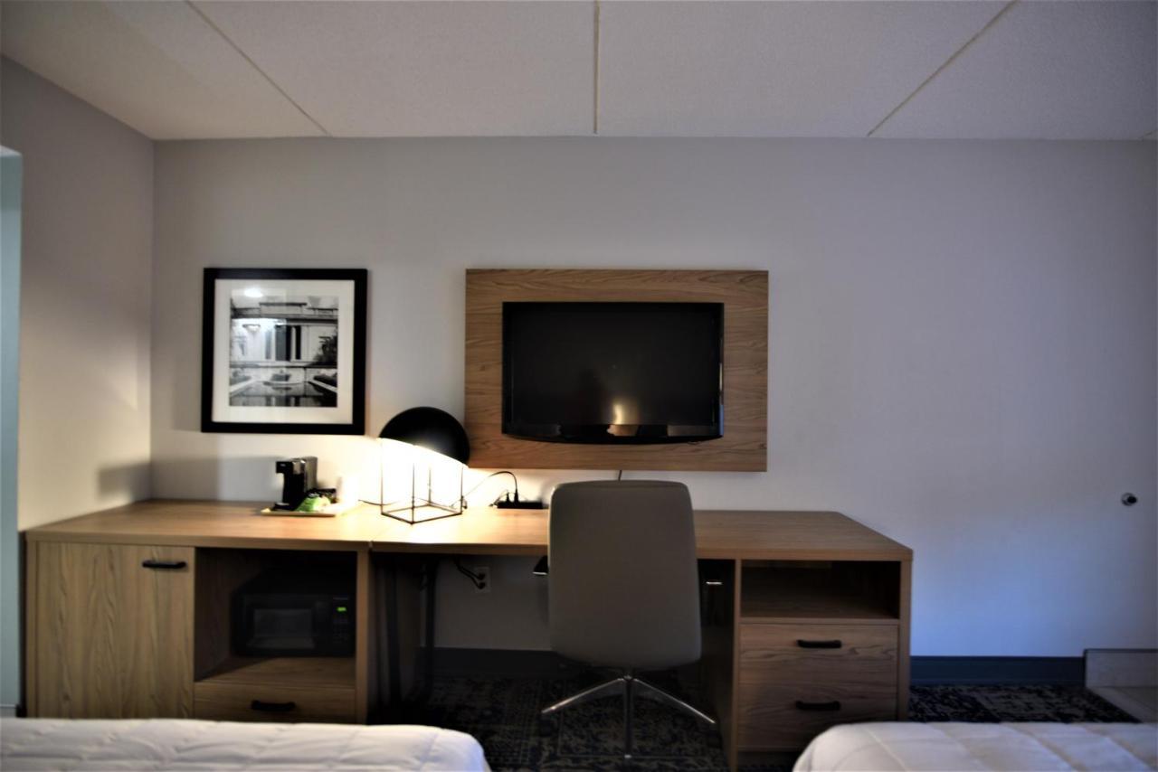 Baymont By Wyndham Pine Grove I-81 Hotel Bagian luar foto